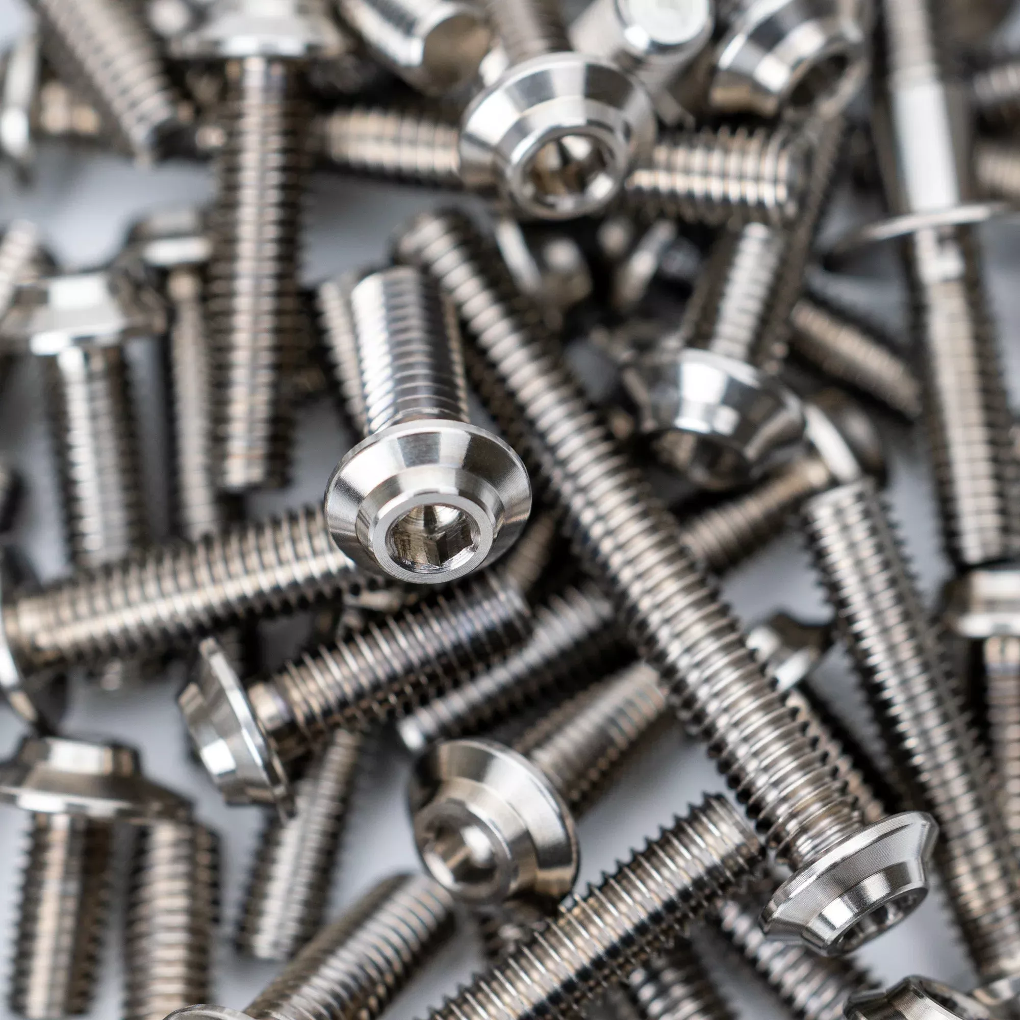 1up Racing Pro Duty Titanium Upper Screw Set - XRAY X4 '25